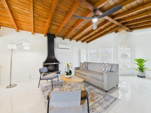 Surfside Estates House | Pet-Friendly 3BR Coastal Retreat Walk to Beach