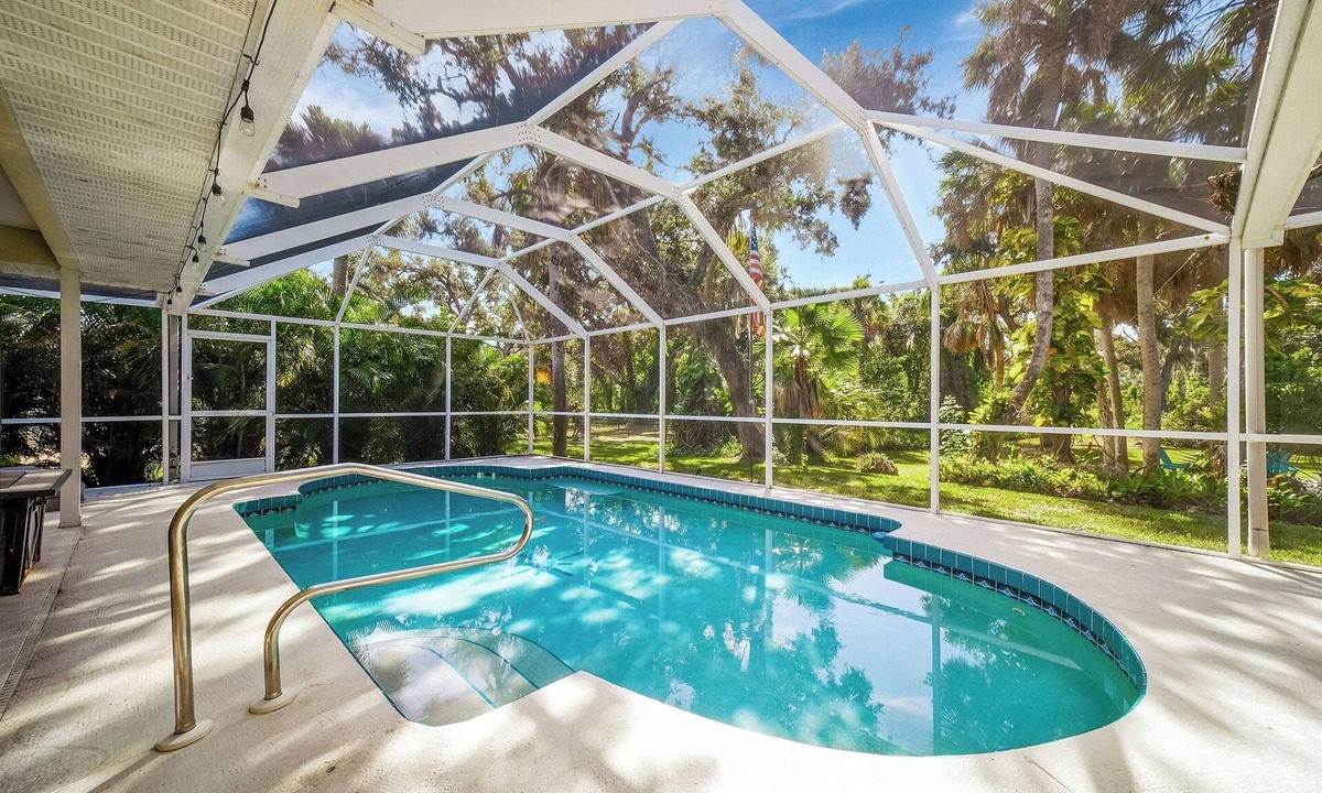 Venice Groves House | Pet-Friendly South Venice Home