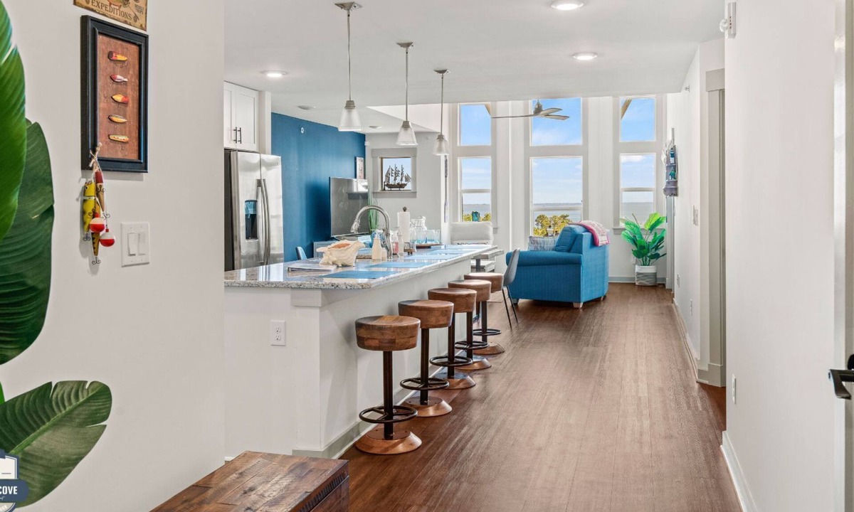 Colington Condo | Pet-Friendly Waterfront Condo Near OBX Beaches