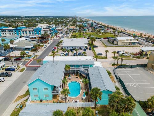 Flagler Beach House | Plaza Caribe 8 Beach Bliss