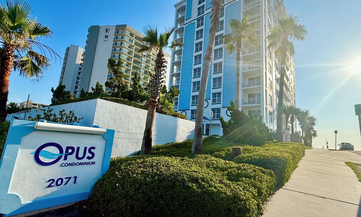 Daytona Beach Condo | Pool is Open! Penthouse with Ocean and City Views!
