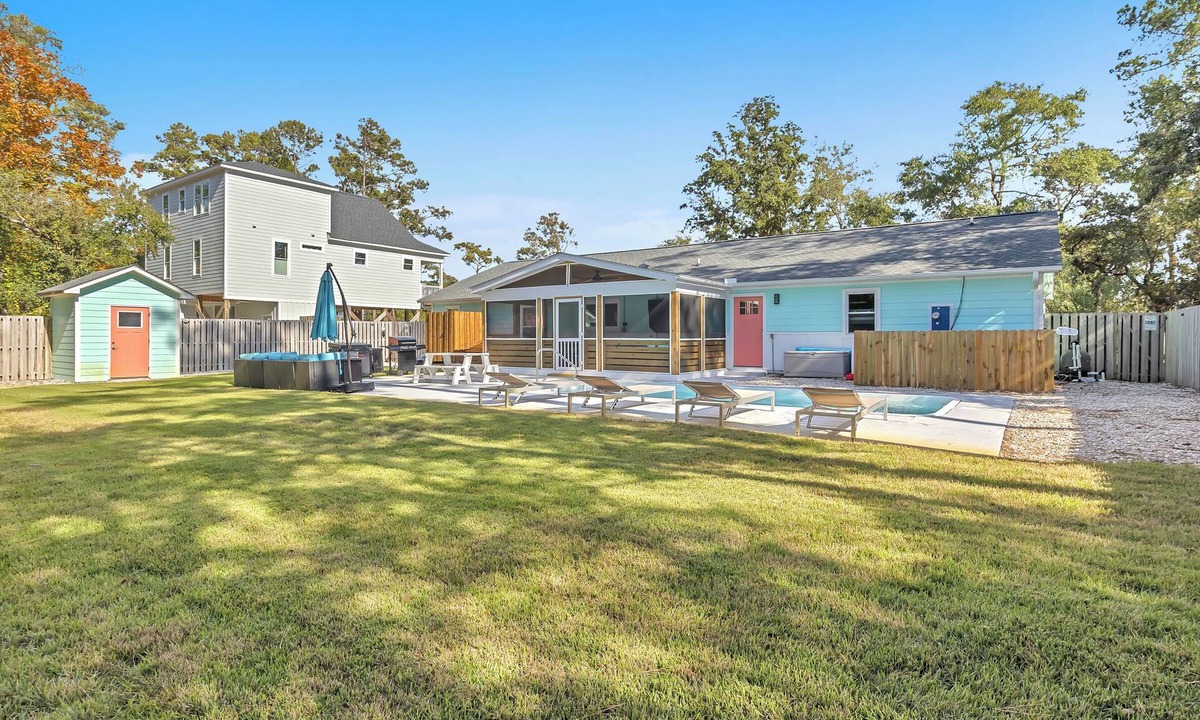 Tranquil Harbour House | Poolside Paradise: Modern Coastal Oasis with Private Backyard Pool
