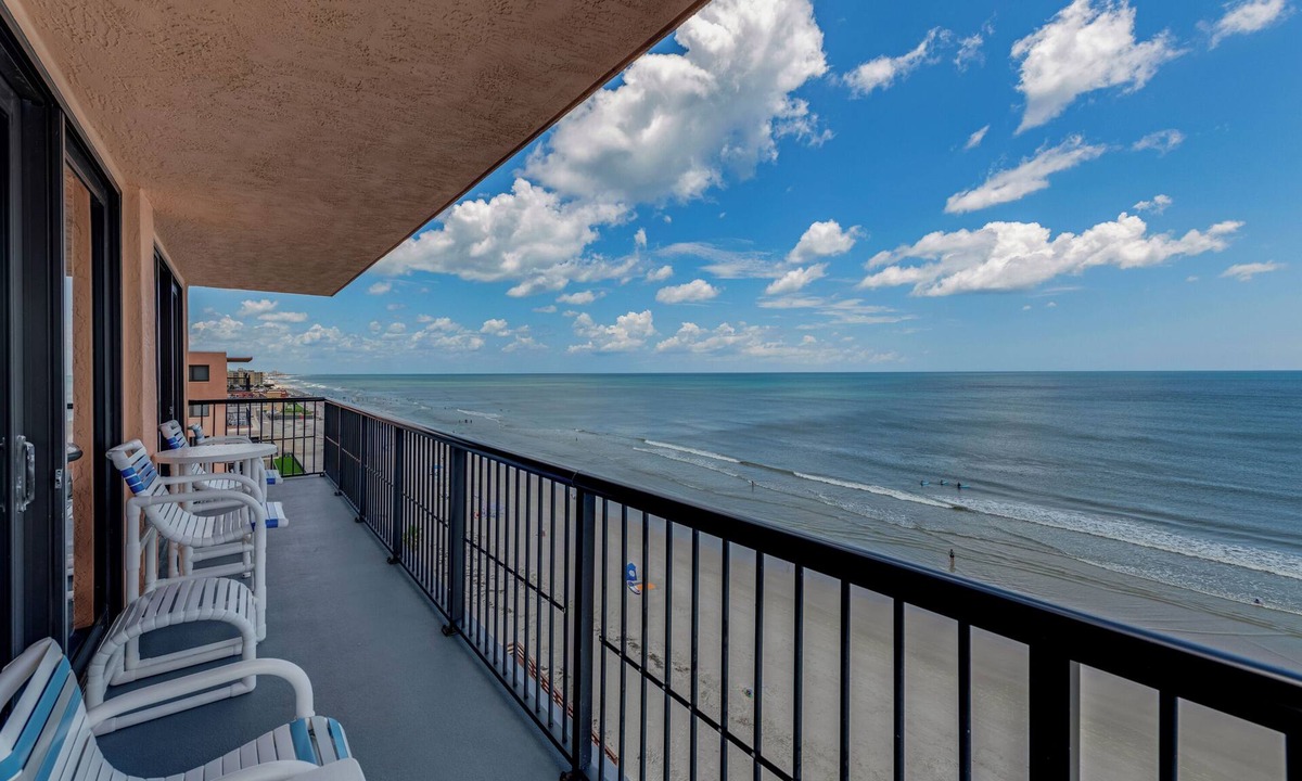 New Smyrna Beach Condo | Premier Views, Top Floor Condo, No Drive Beach