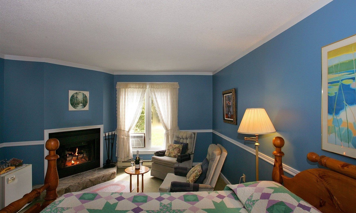 Glen Huron House | Pretty River Valley Country Inn