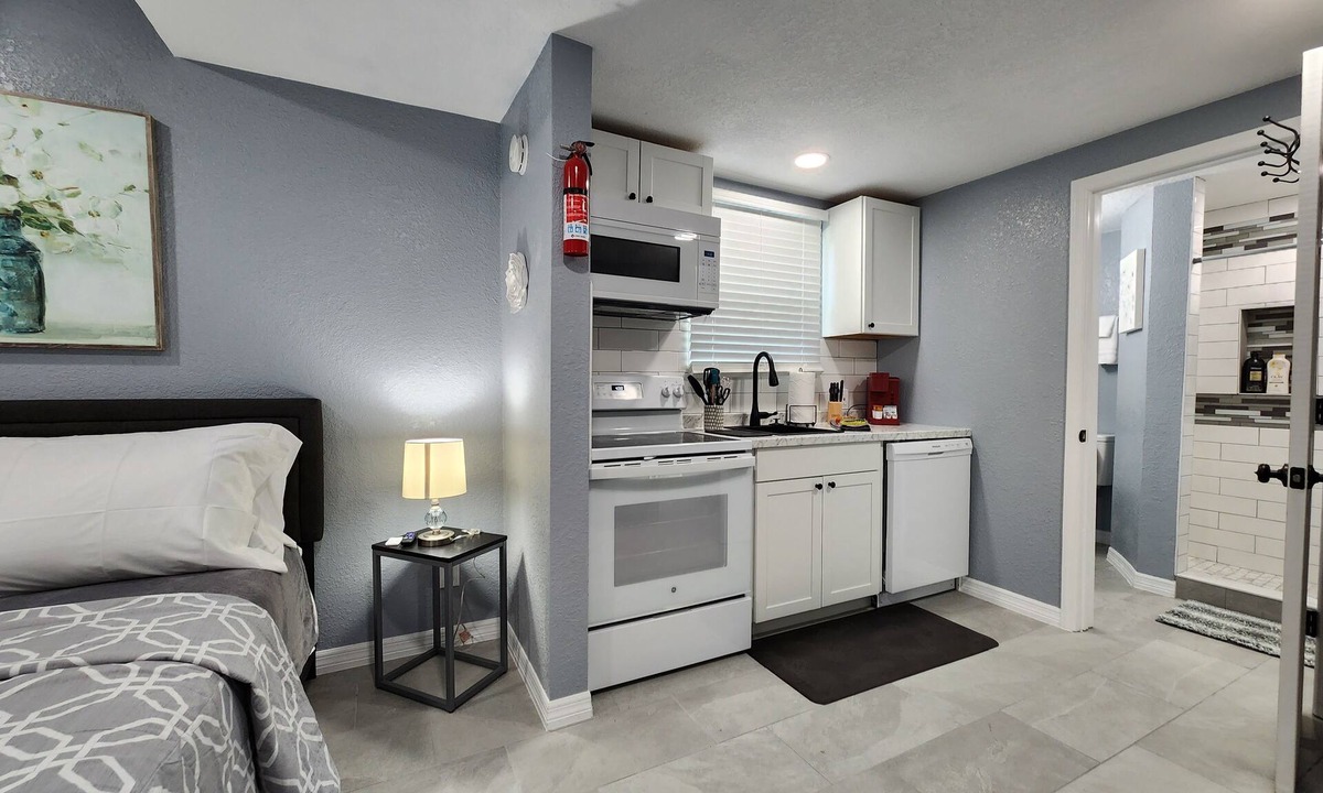 Lakeland House | PRIVATE GETAWAY