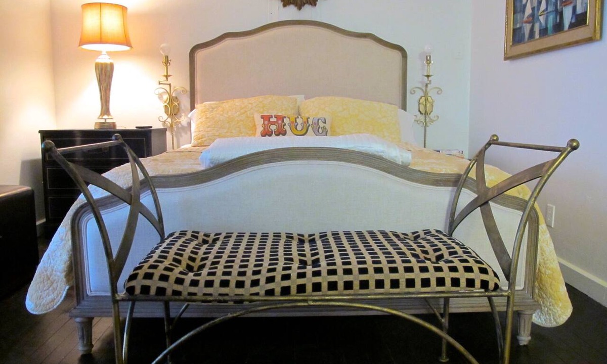 Laurel Park Apartment | Quaint Historic Apartment in Walkable Downtown #5