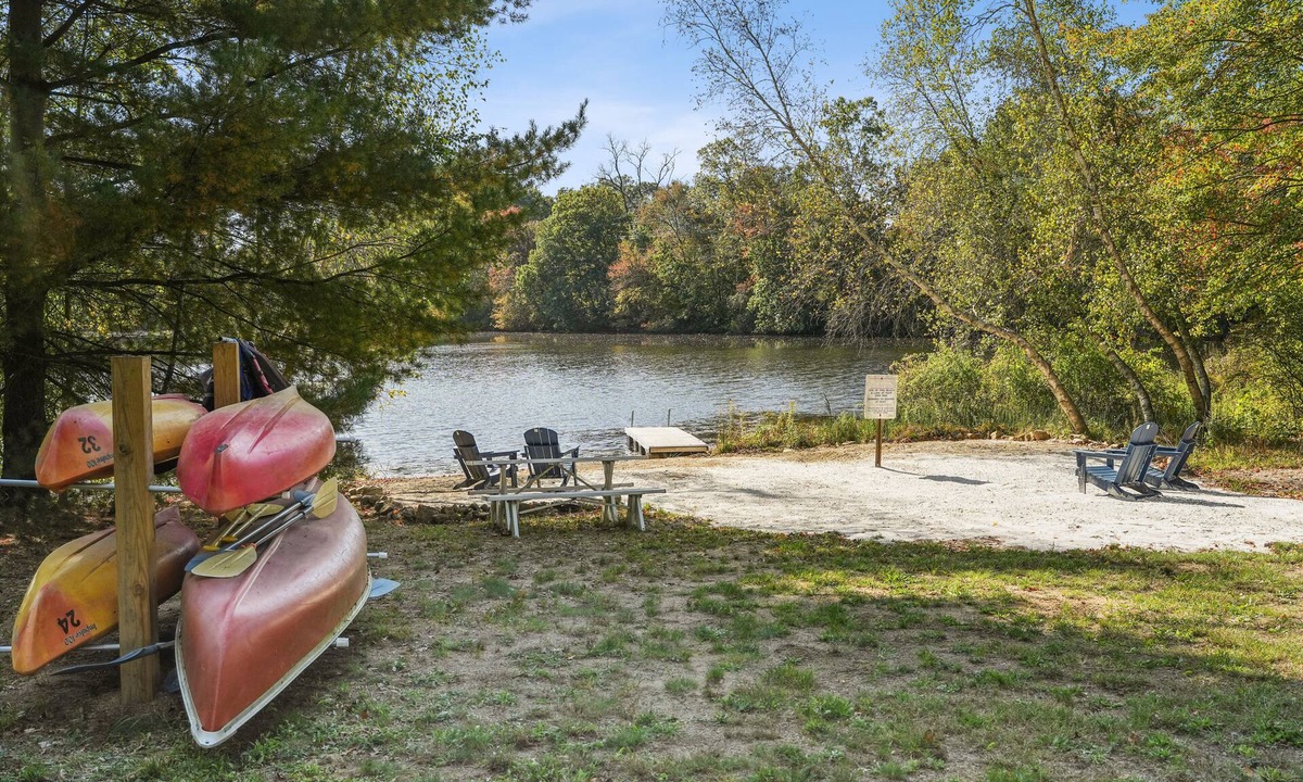 Kenvil House | Quiet Lakeside Home for Displaced, Relocating and Professional Families with EV