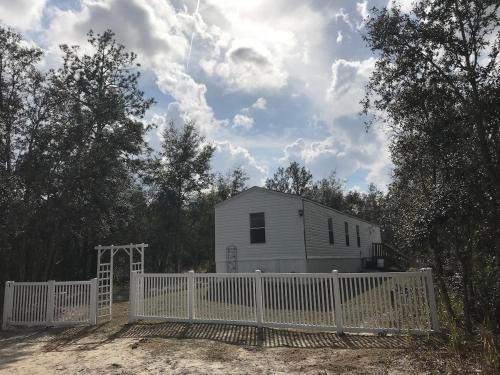Fellowship House | Rainbow Springs Private 4 acre Country Retreat