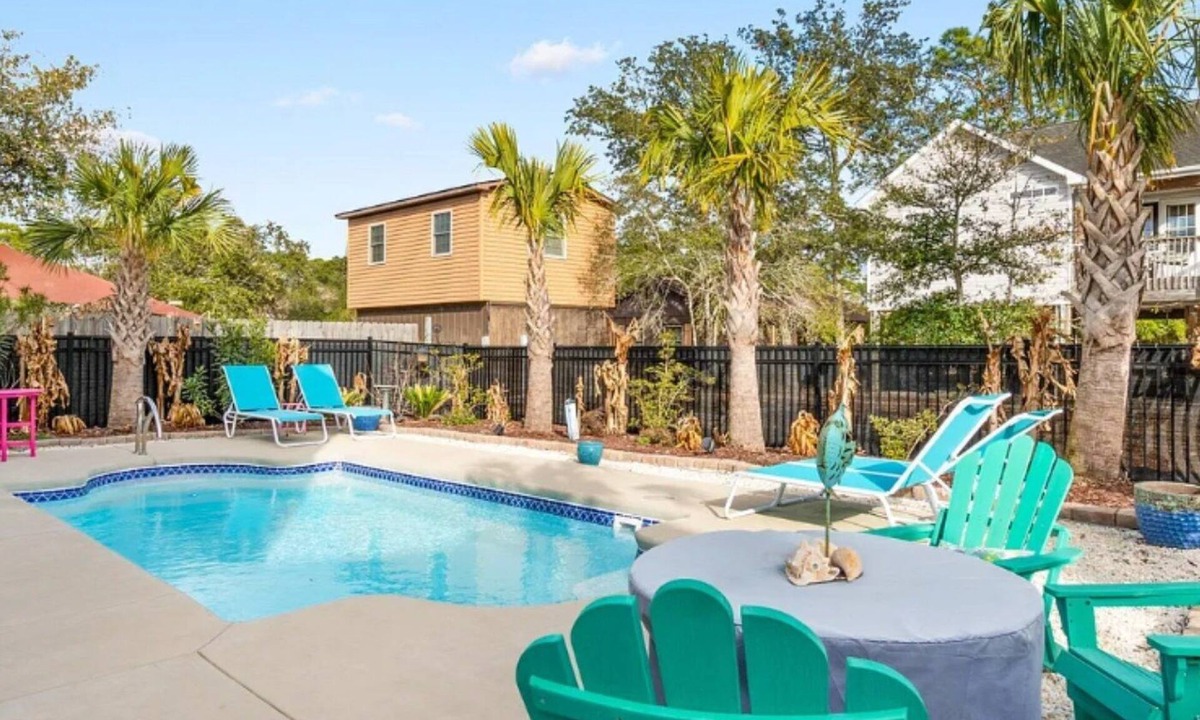 Tranquil Harbour House | Relaxation Defined: A Salt Water Pool Property Steps from the Beach