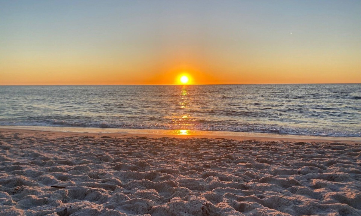Vanderbilt Beach Apartment | Relaxing Studio with Beach across the Street!