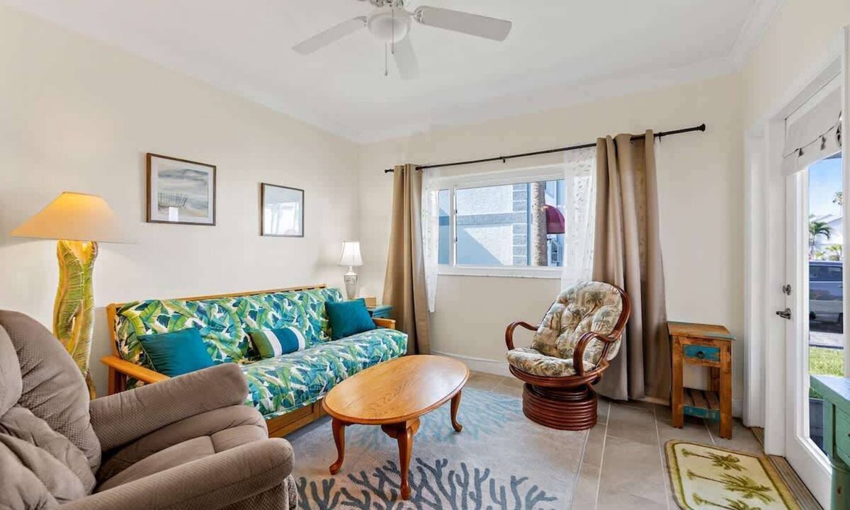 Villages of Seaport Condo | Resort-like | Comforts of Home | Close to Port | 1