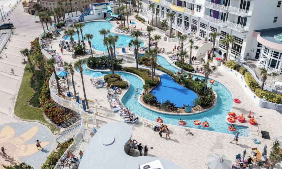 Seabreeze Historic District Resort | Resort Managed Wyndham Ocean Walk - 2BR Deluxe Pools, Lazy River, Beach + More.