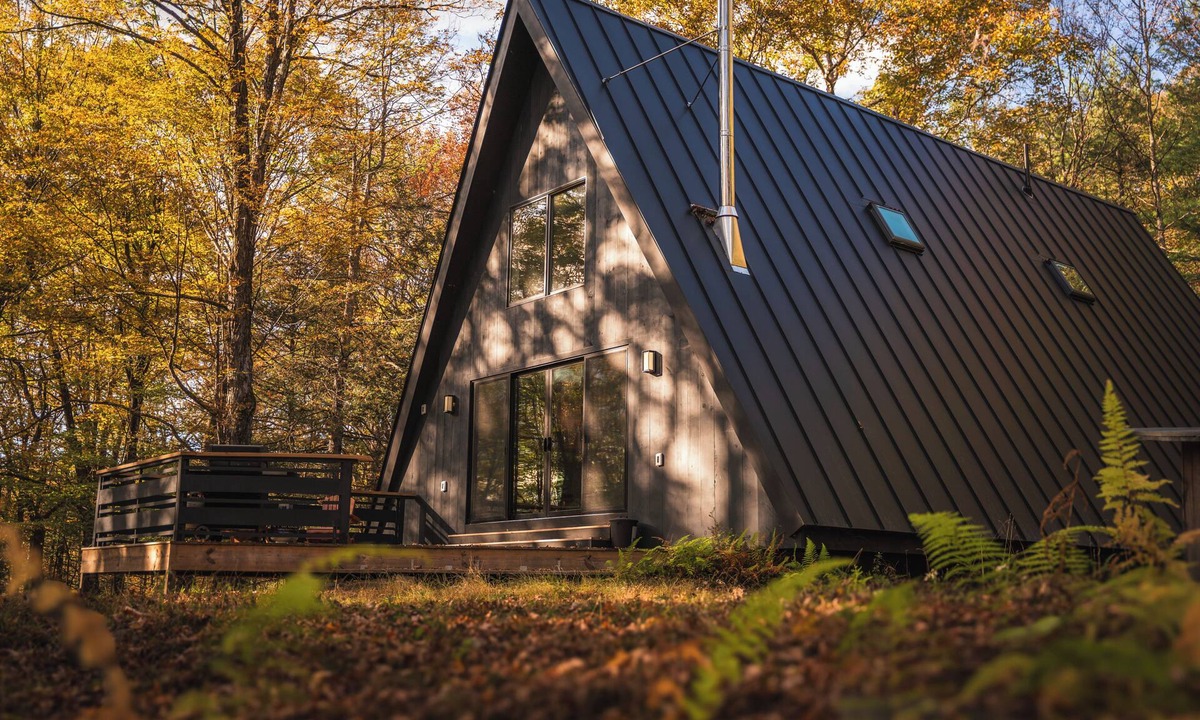 Kerhonkson House | Ridgeview A-Frame: Stylish Kerhonkson Escape