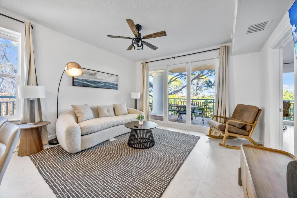 Merritt Island House | River Fly-In Duo - 5Bd - River & Runway View