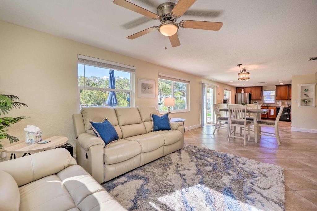 New Port Richey House | Riverfront Home w/Putting Green & Boat Dock!