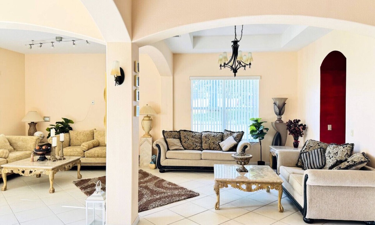 Deltona Lakes Villa | SamAria - Two-story Villa