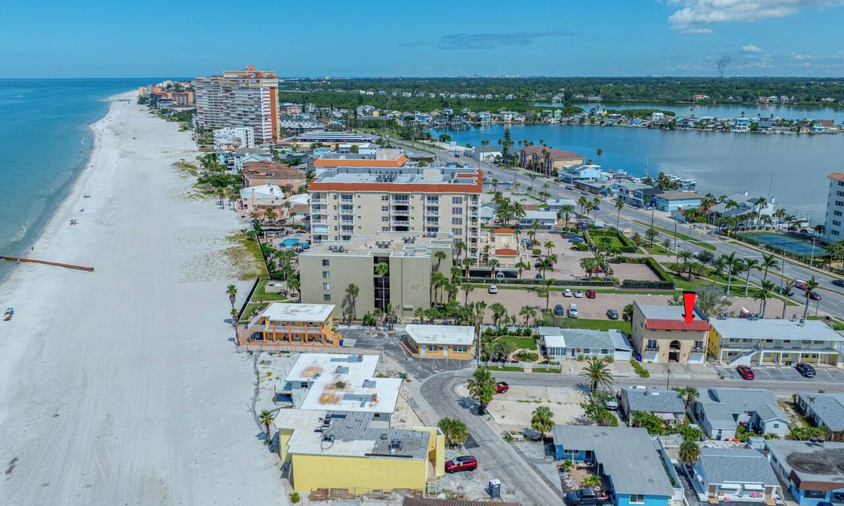 Redington Shores Condo | ⭐Seashell Oasis #A-1 – Your Perfect Beach Getaway!⭐