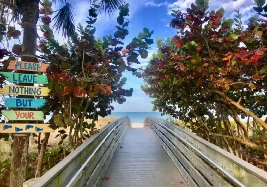 Indian Rocks Beach Apartment | Seaside Retreat Cottages #4