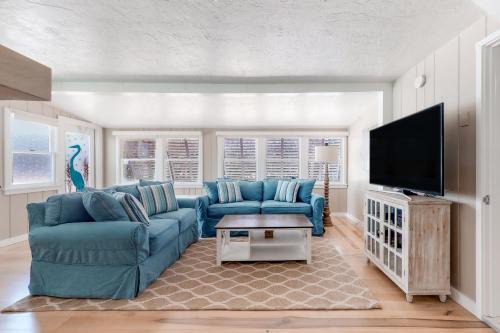 Treasure Island Apartment | SeaSpray Beach Cottage A