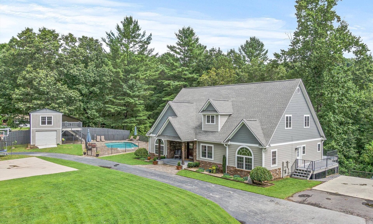 Skyland House | Secluded Asheville Luxury Home with Pool, Hot Tub & Theater | 15 min to Downtown!