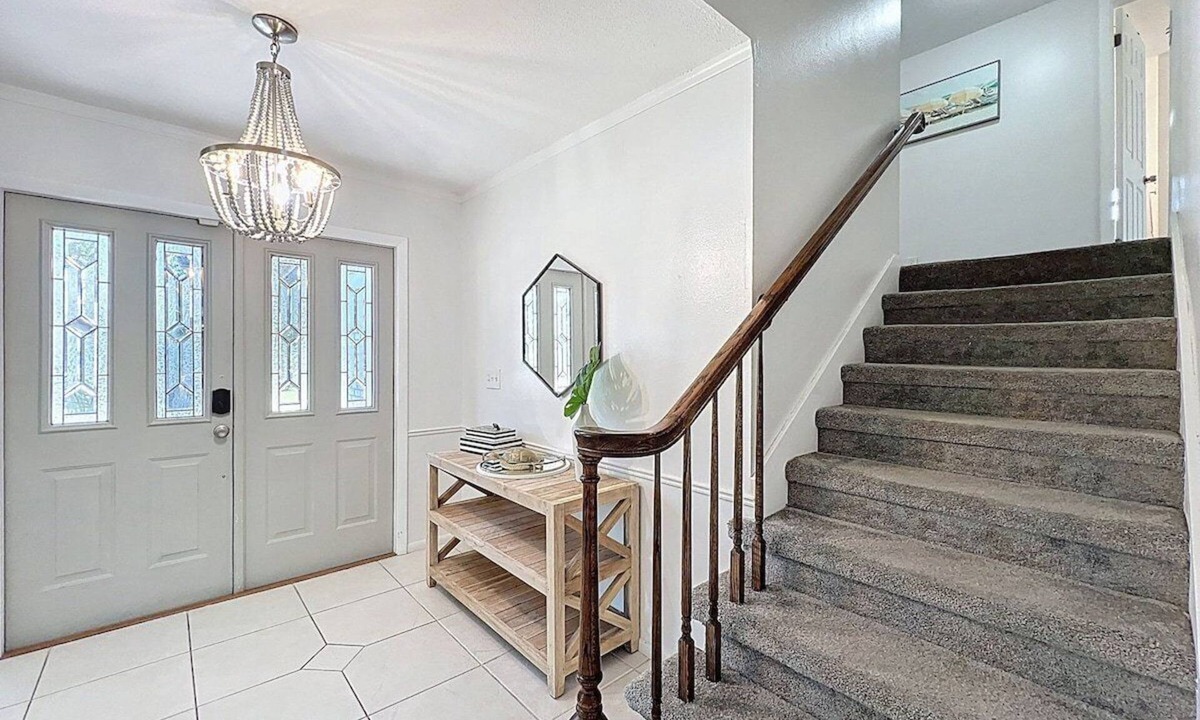 Seminole Cottage | Seminole Pool House - Mins to the Beach