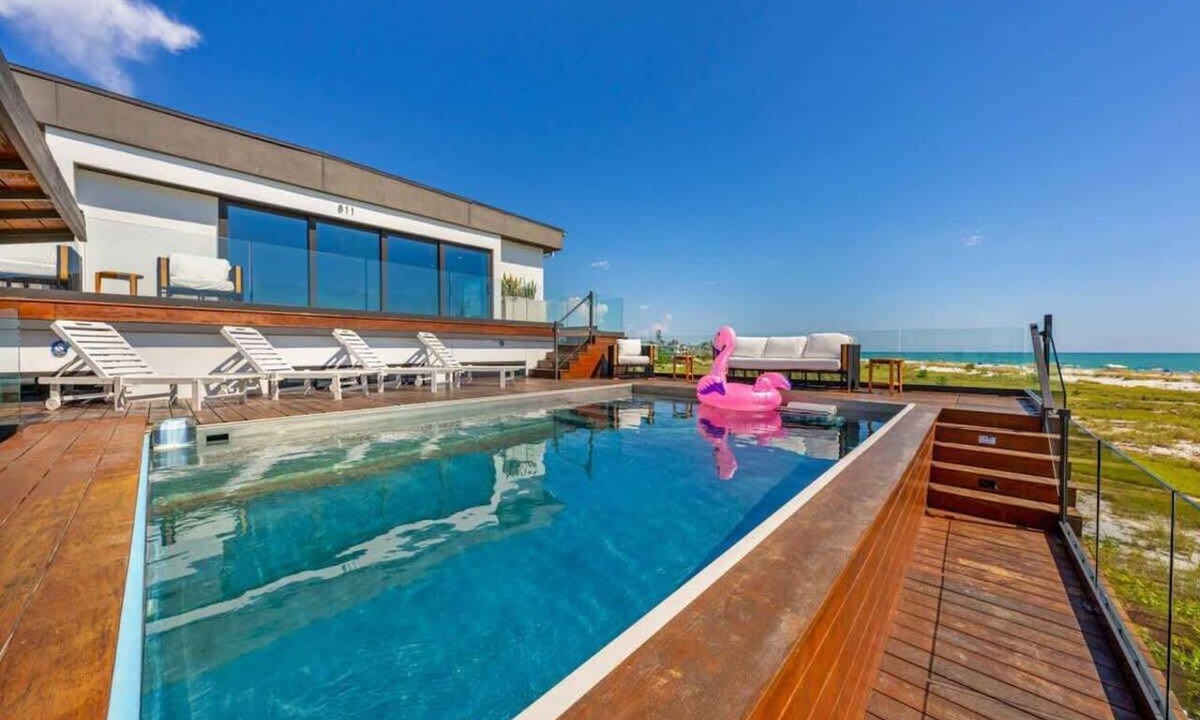 Anna Maria House | Shangri-La | Bean Point | Rooftop Pool | Golf Cart