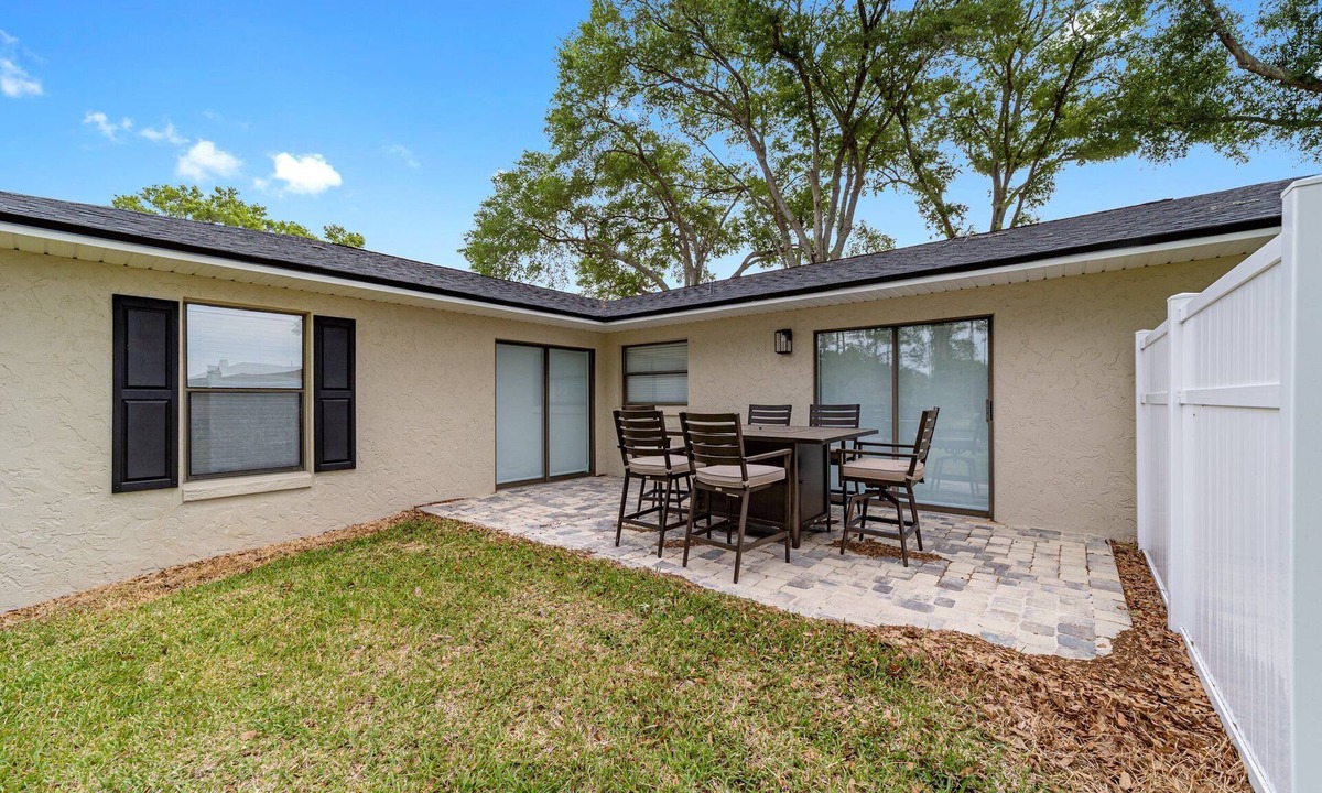 Fellowship House | Sherman Oaks 176 - ocala Vacation REntal