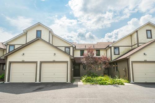 McHenry House | Ski Harbor 14