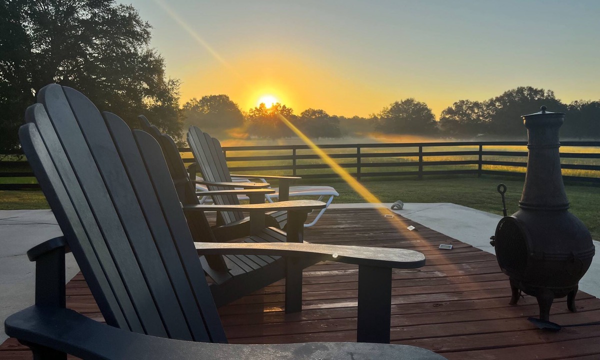 Morriston House | Sleeps 8, Private, 15 Minutes To World Equestrian & Rainbow River, 40 to UF