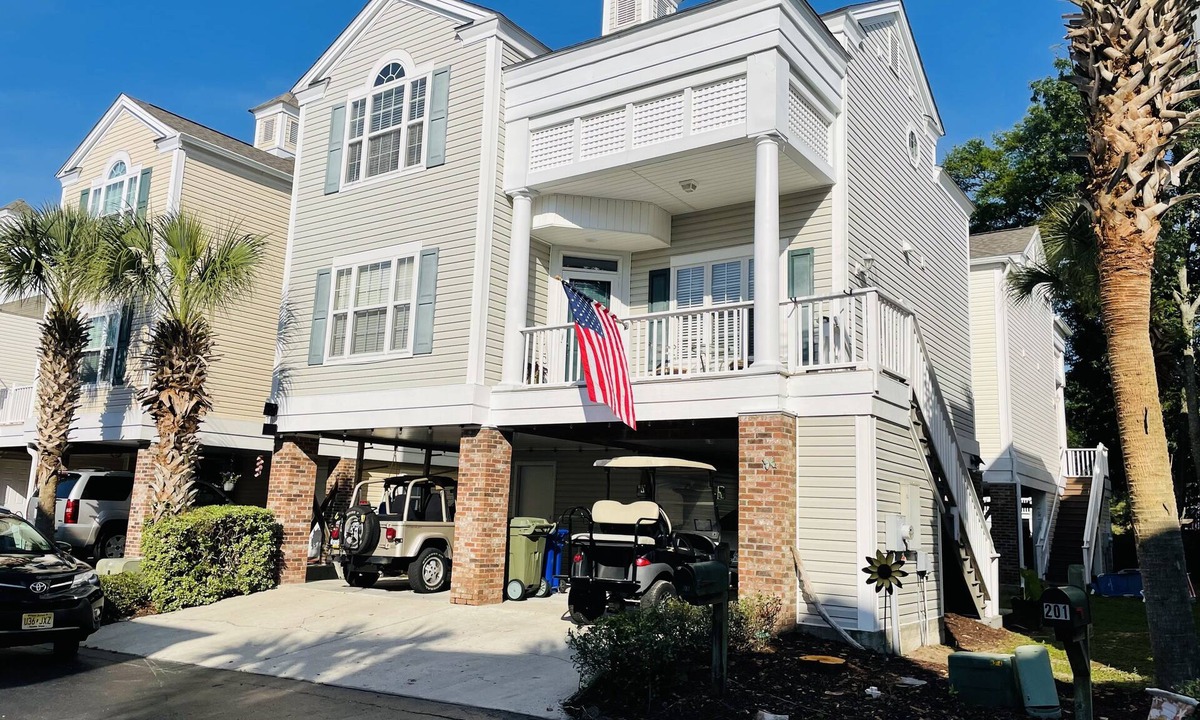 Surfside Beach Apartment | Small Efficiency near Surfside Beach Pier