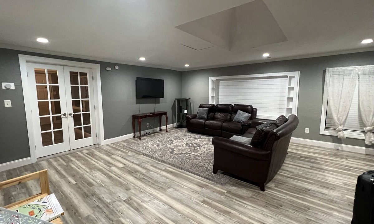Plant City House | Spacious 2 bedroom 2 bathroom. 4 beds!
