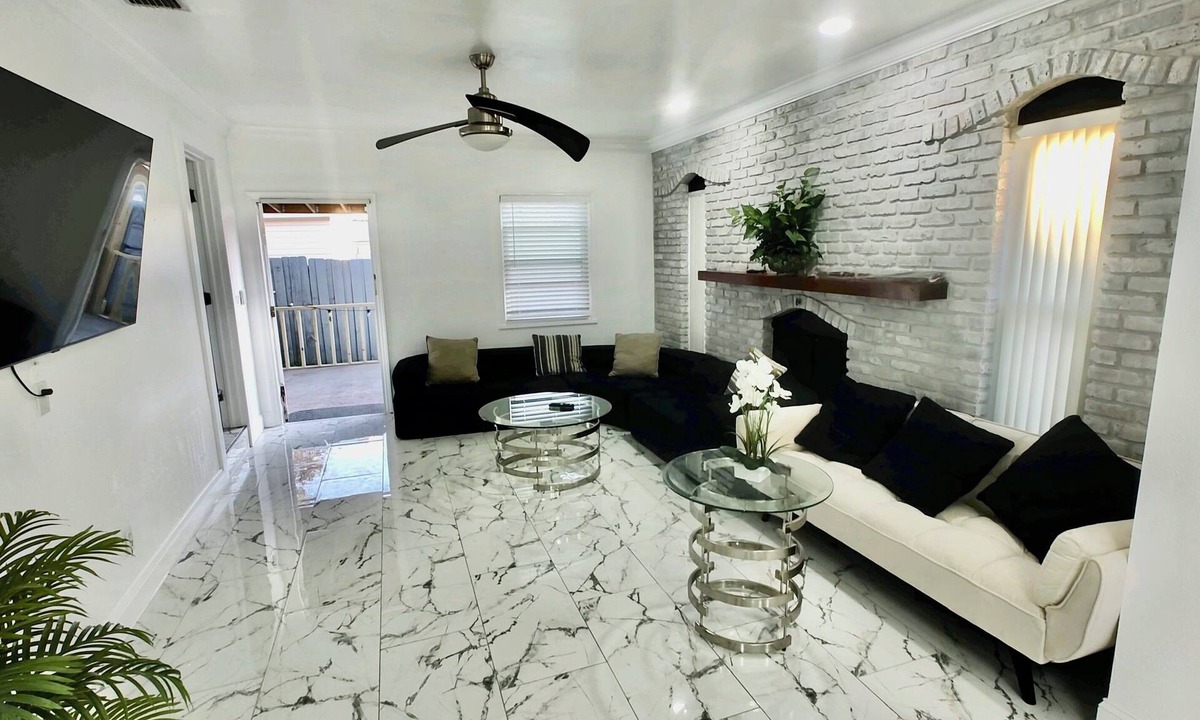 St. Petersburg House | Spacious 3 Bedroom 2 Bath Home nr Parks