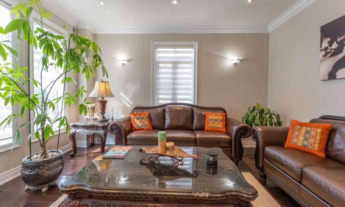 Brampton Apartment | Spacious 4BR Home with Private Yard & Fast WiFi