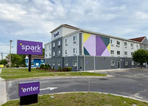Galloway Hotel | Spark by Hilton Galloway Atlantic City