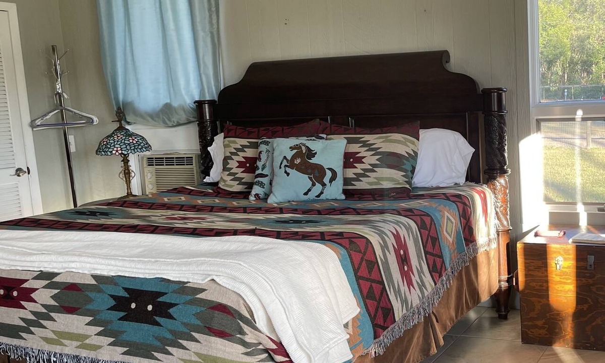 Fellowship Apartment | Stay and Ride Romantic ‘King Suite Plus” with Deck on a Dude Ranch. Horses!