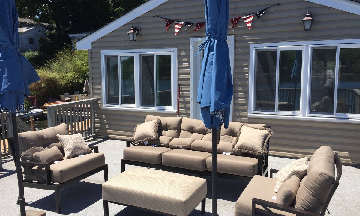 Glasser House | Stay at beautiful Leisure Lake Lodge