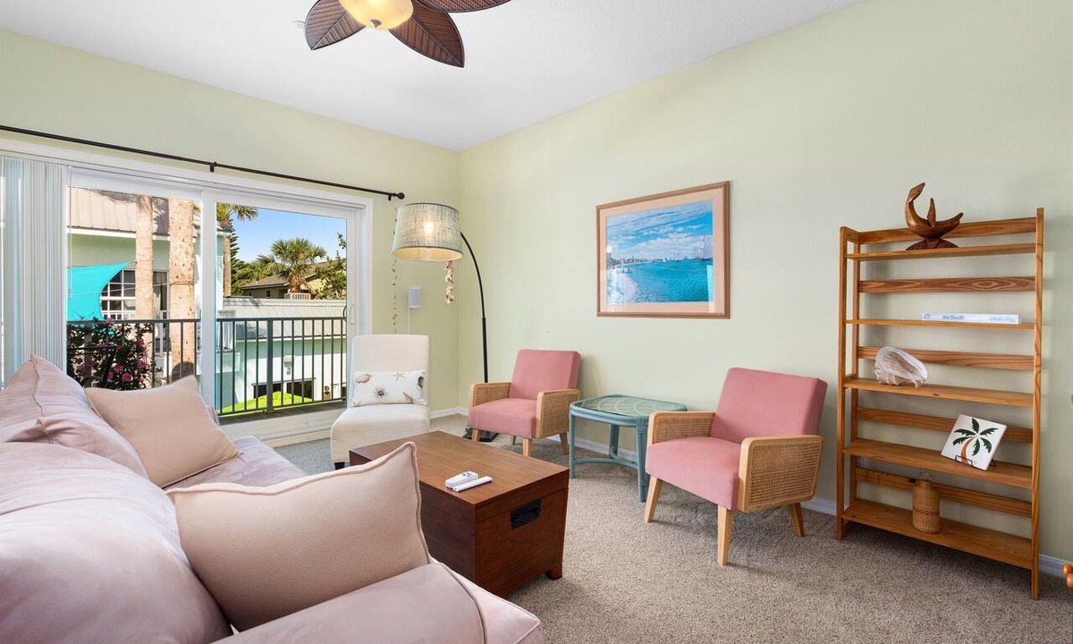 New Smyrna Beach Condo | Stay ON Flagler Avenue! Charming Condo with Full Kitchen, Parking and Courtyard!