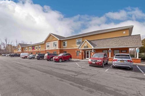 North Greece Hotel | Studio 6 Extended Stay Rochester Greece NY
