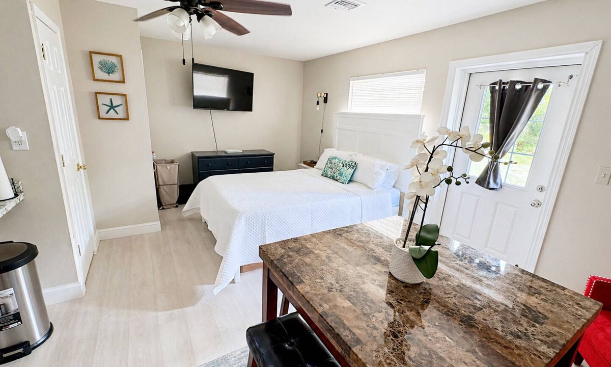 Forest City Apartment | Studio/Independent entrance/Parking/Wekiwa Park