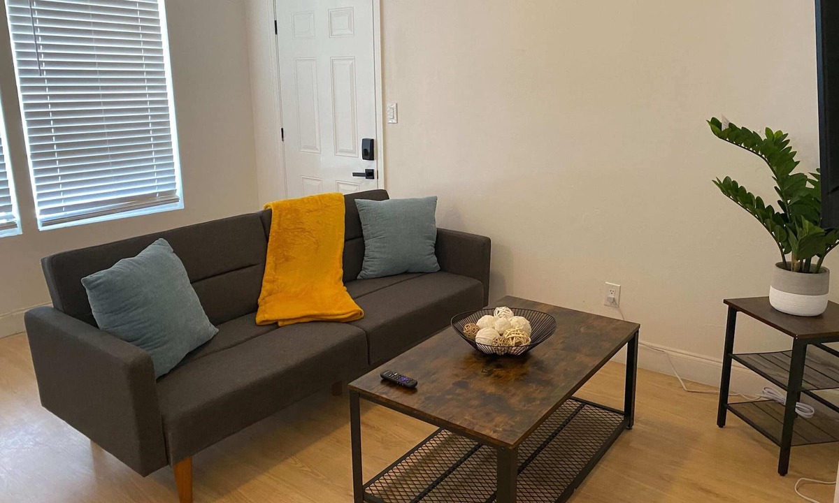 Ybor City Apartment | Stylish 1BR Apartment in Cigar City