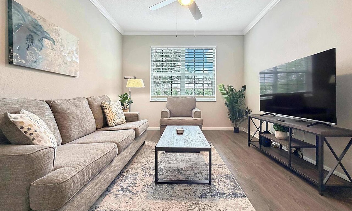 Westchase Apartment | Stylish 2BR Retreat Near Midtown Tampa