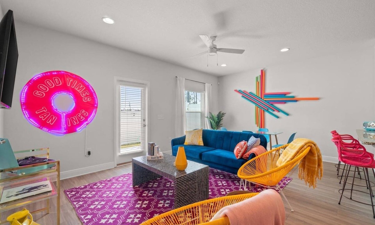 Thomas Drive House | Stylish New Build!★3 Miles→Beach★Pool Access