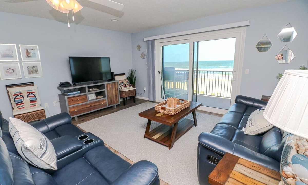 Crescent Beach Condo | Summerhouse 168-Fully Renovated Oceanfront Townhouse