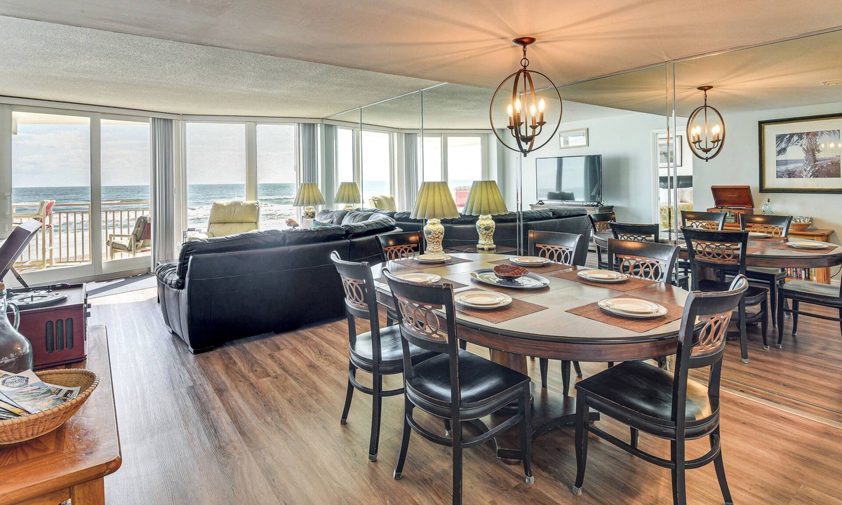 Ocean View Halifax Estates Apartment | Sun, Sand & Smiles: Daytona Shores Family Condo!
