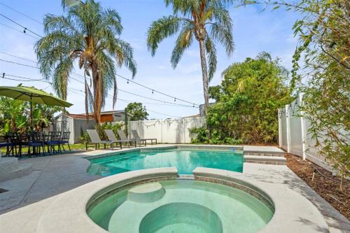 Pinecrest West Park House | Sunny Days