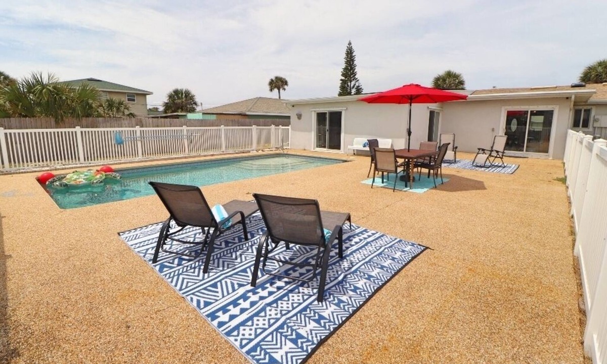 Ocean Breeze Circle House | Sunny house with pool, just steps to the beach!
