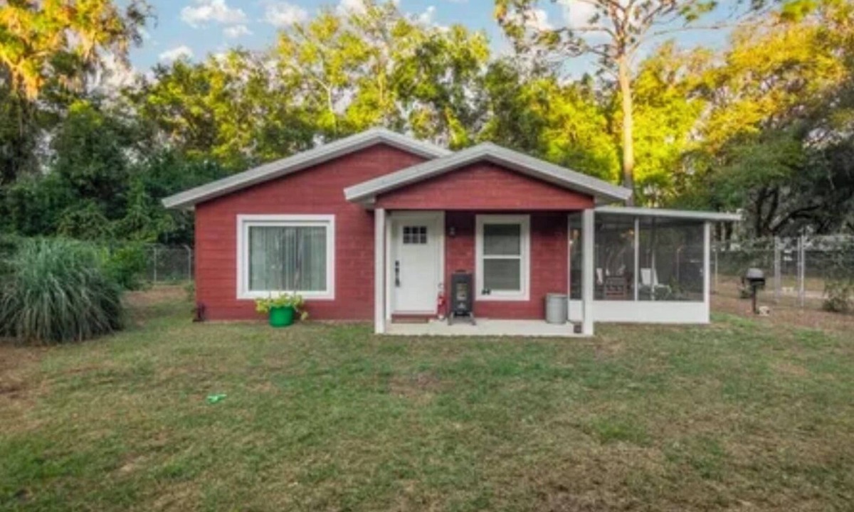 Salt Springs House | The Cabin! An Unplugged experience in the heart of the Ocala National Forest