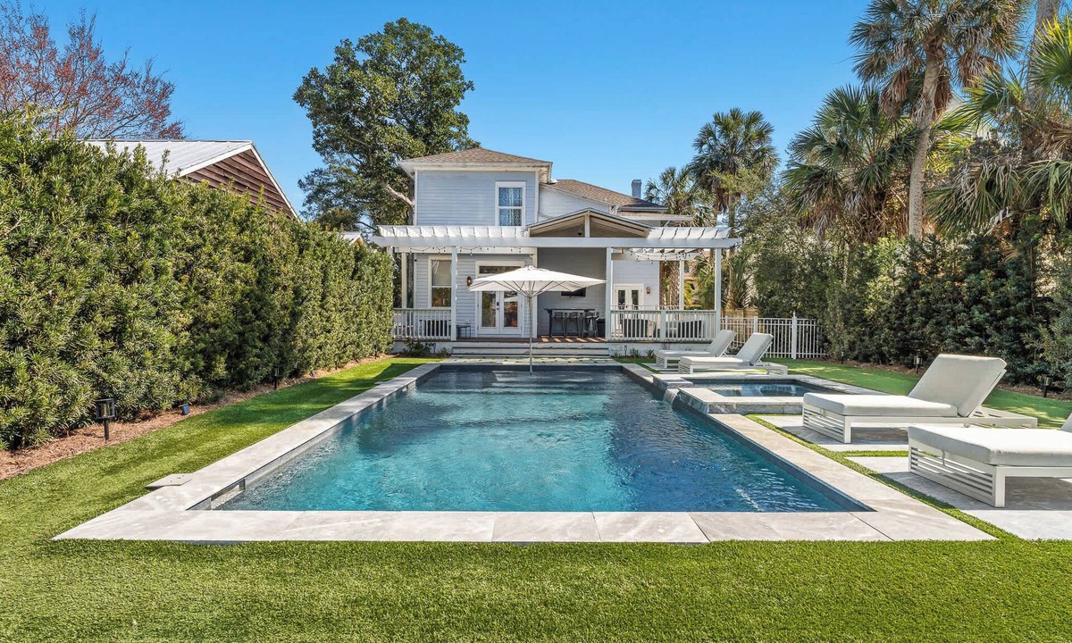 St. Augustine House | The Fitzgerald Mansion l Luxury l Pool & Spa
