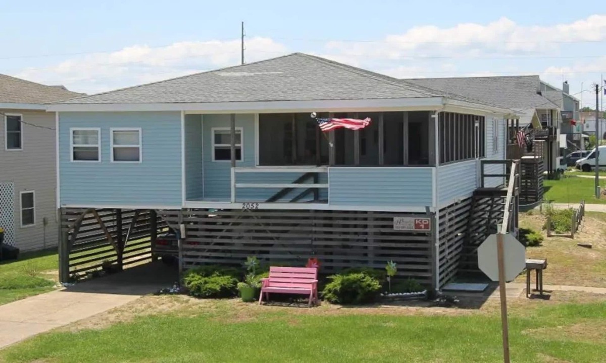 Colington Cottage | "The Hammock Cottage"