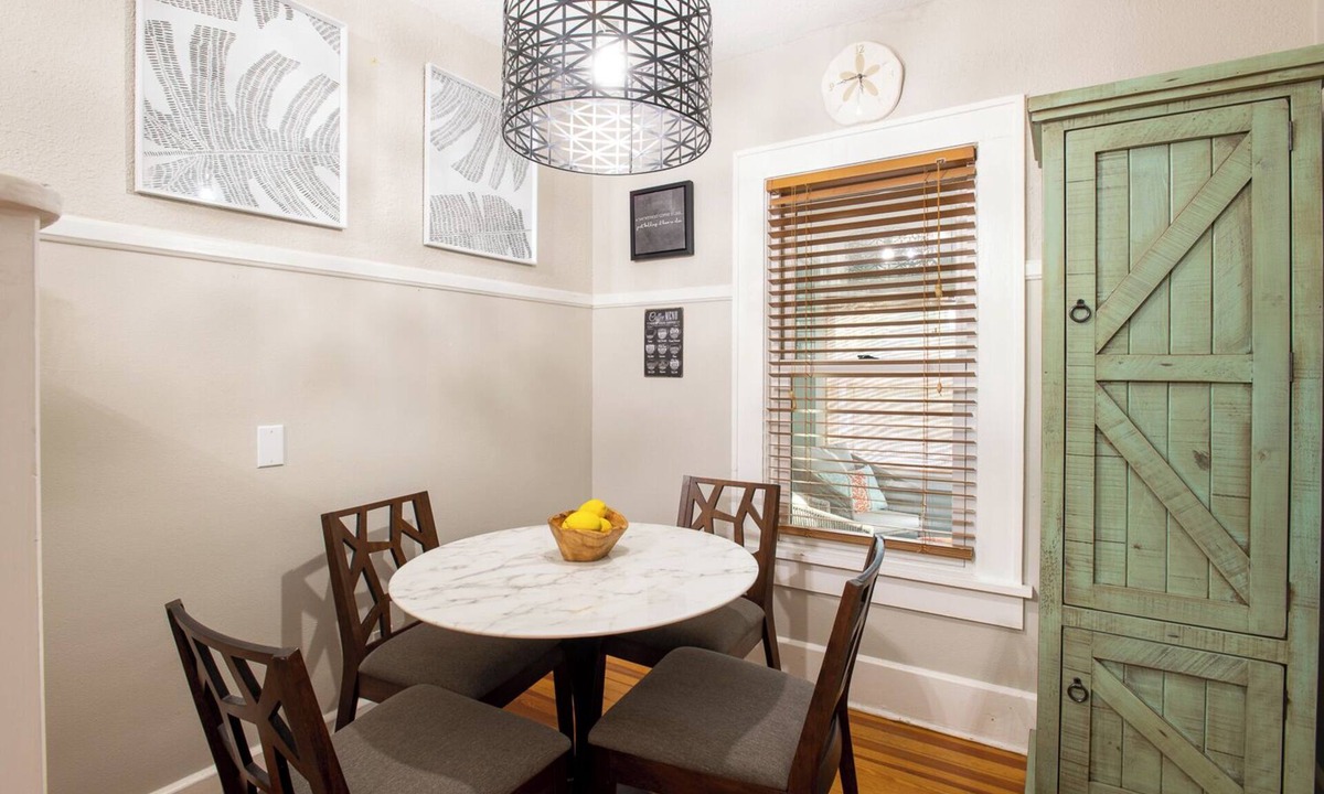 Gulfport House | The Sand Dollar - Historic Charm Meets Historic District Beach Chic